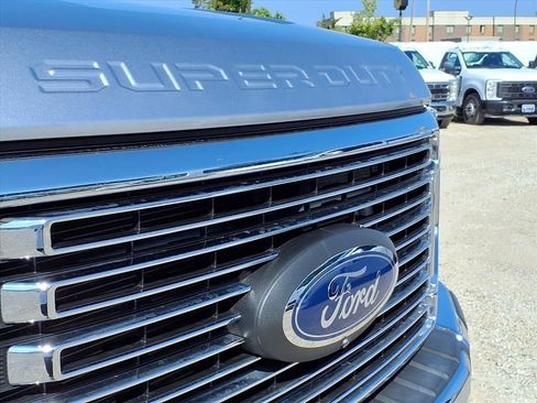 Used 2022 Ford F450 Lariat w/ Lariat Ultimate Package image 25