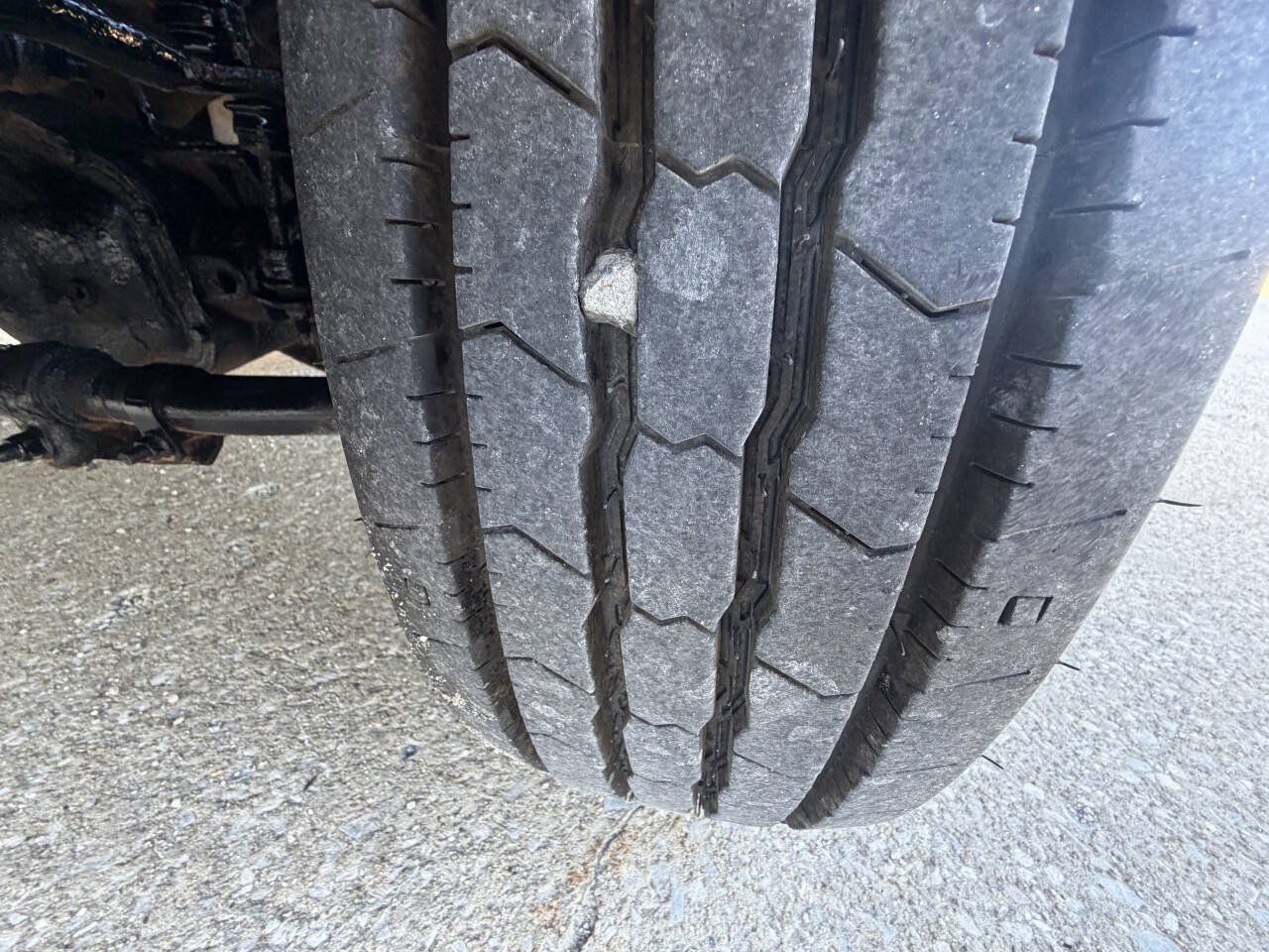 Used 2014 Ford F550 4x4 Regular Cab Super Duty image 14