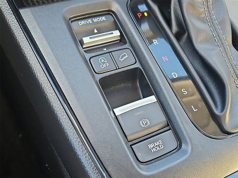 Used 2025 Honda CR-V LX image 21