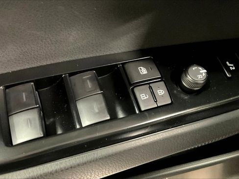 Certified 2025 Toyota Camry XLE w/ Premium Plus Package image 40