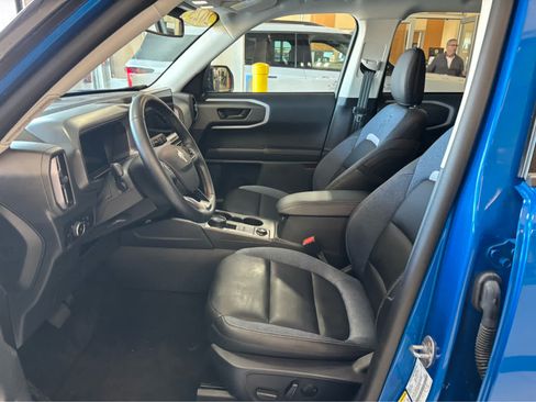 Certified 2025 Ford Bronco Sport Outer Banks w/ Outer Banks Tech Package+ AWD/4WD image 18