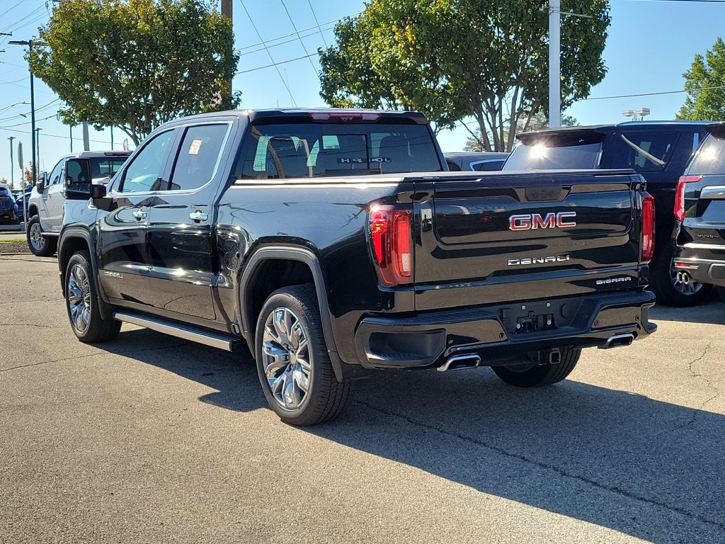 Used 2026 GMC Sierra 1500 Denali w/ Denali Reserve Package AWD/4WD image 3