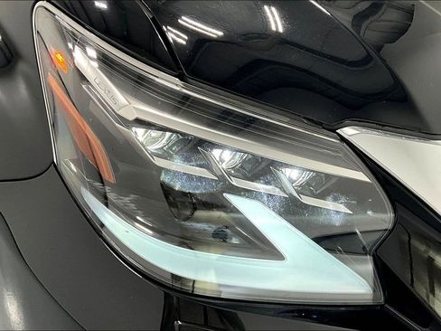 Used 2023 Lexus GX 460 Premium image 38