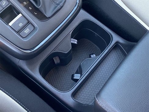 Used 2023 Honda CR-V EX image 18