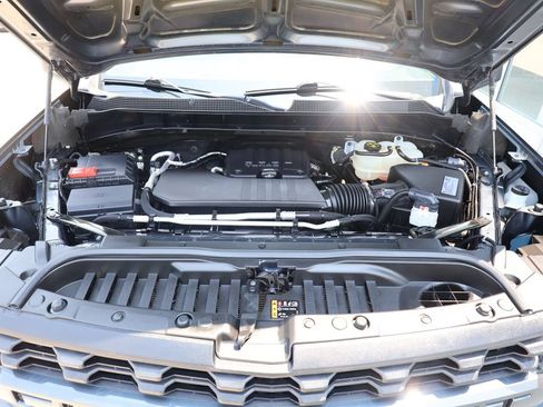 Used 2021 Chevrolet Silverado 1500 Custom AWD/4WD image 40