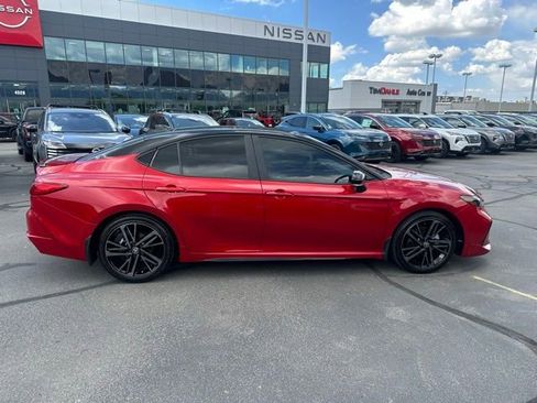 Used 2025 Toyota Camry XSE FWD image 12
