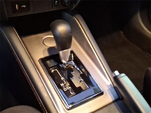 Used 2021 Mitsubishi Outlander Sport ES image 24