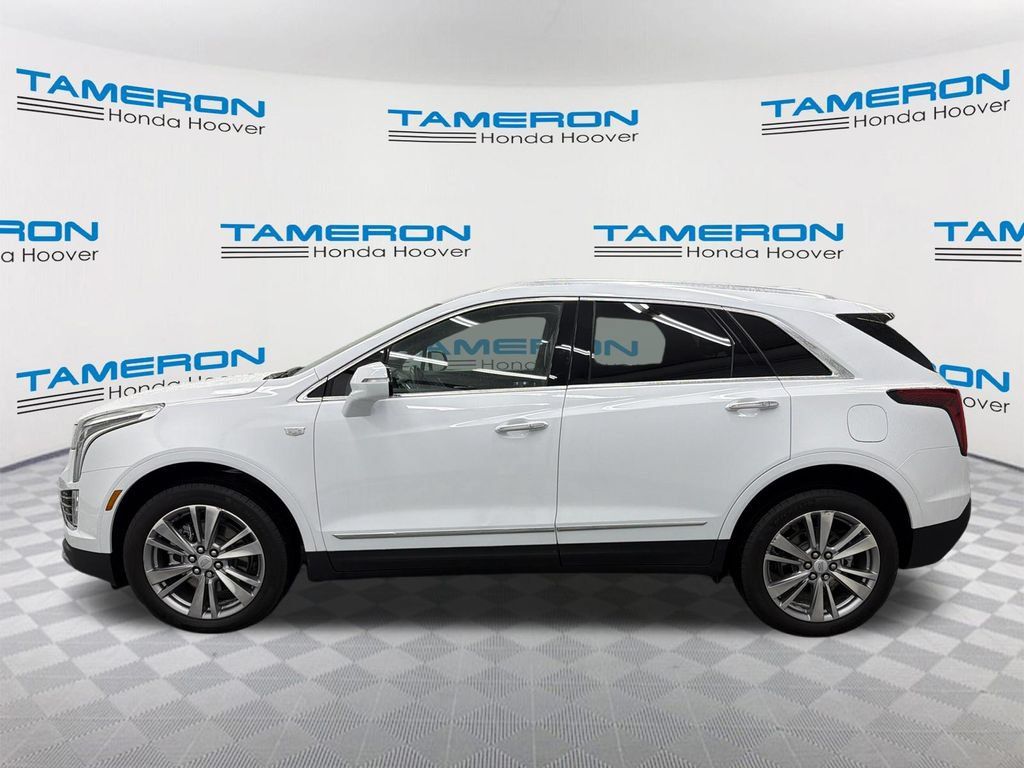 Used 2024 Cadillac XT5 Premium Luxury FWD image 2