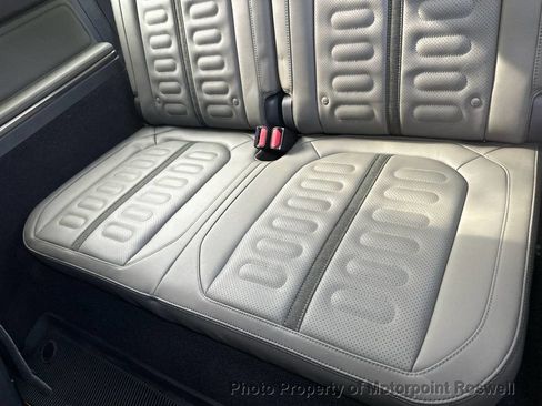 Used 2023 Rivian R1S Launch Edition image 5