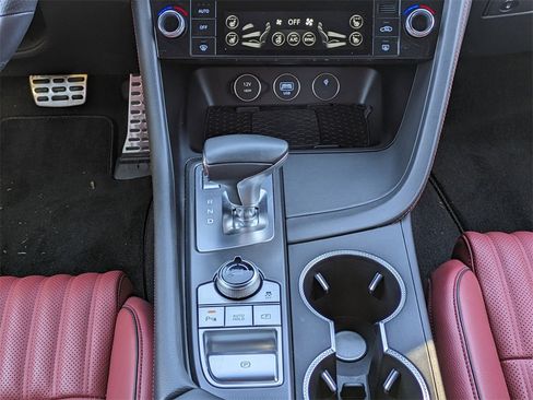 Used 2025 Genesis G70 2.5T w/ Sport Prestige Package image 17