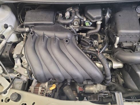 Used 2019 Nissan Versa Note SV FWD image 30