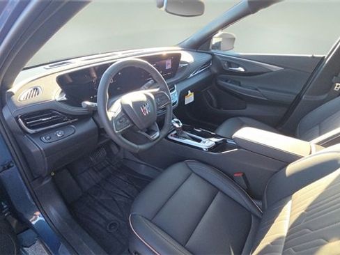 New 2026 Buick Envista Avenir image 18