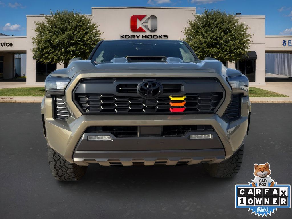Used 2024 Toyota Tacoma TRD Sport AWD/4WD image 20