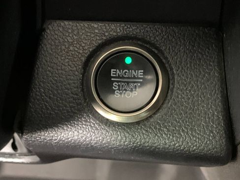 Used 2018 Ford F150 Raptor w/ Equipment Group 802A Luxury AWD/4WD image 17