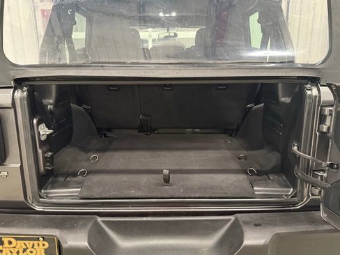 Used 2022 Jeep Wrangler Unlimited Sport image 14