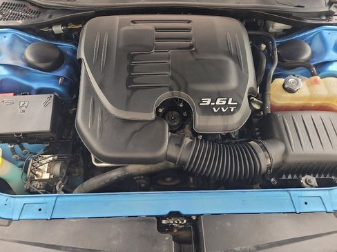 Used 2015 Dodge Challenger SXT Plus w/ Technology Group RWD image 30