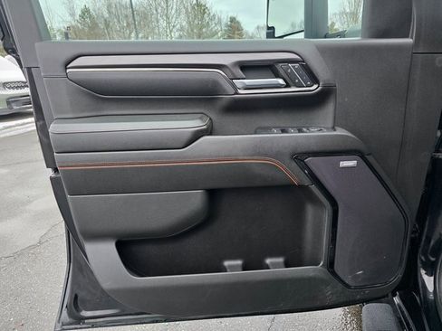 Used 2024 GMC Sierra 2500 AT4 w/ AT4 Preferred Package image 26