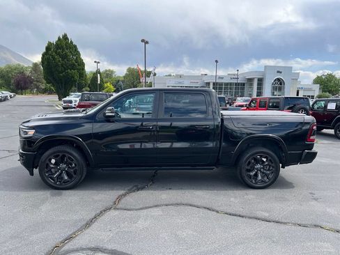 Used 2020 RAM 1500 Limited w/ Black Appearance Package AWD/4WD image 13