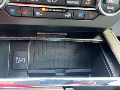 Used 2020 Ford Expedition Limited image 51