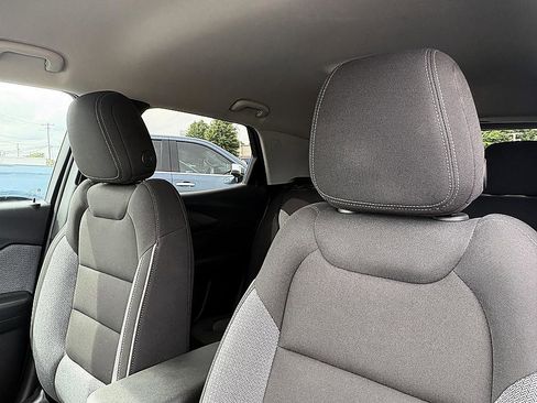 Used 2023 Chevrolet TrailBlazer LT w/ Convenience Package FWD image 17