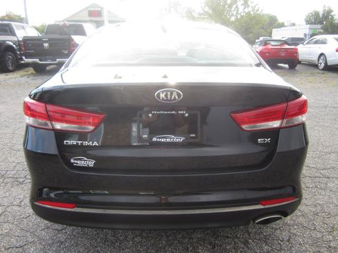 Used 2018 Kia Optima EX image 7