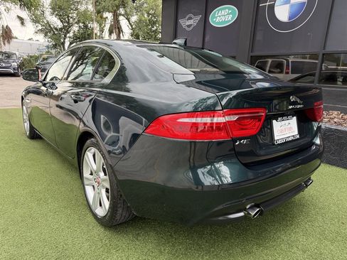 Used 2017 Jaguar XE Premium RWD image 4