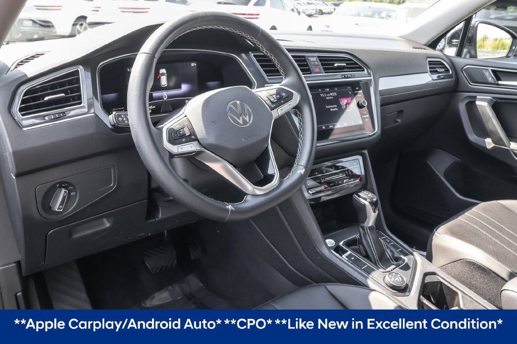 Used 2023 Volkswagen Tiguan SE w/ Panoramic Sunroof Package AWD/4WD image 5