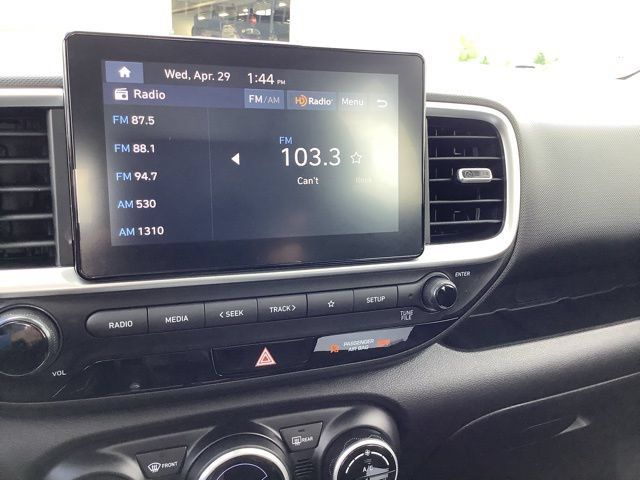 Used 2026 Hyundai Venue SEL FWD image 30