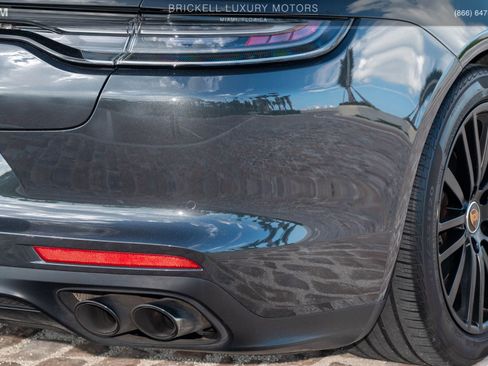 Used 2022 Porsche Panamera GTS image 51