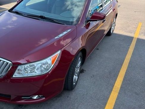 Used 2010 Buick LaCrosse CXL FWD image 3