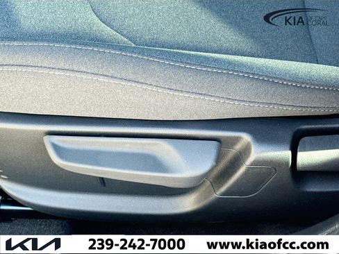 New 2026 Kia K4 LXS image 22