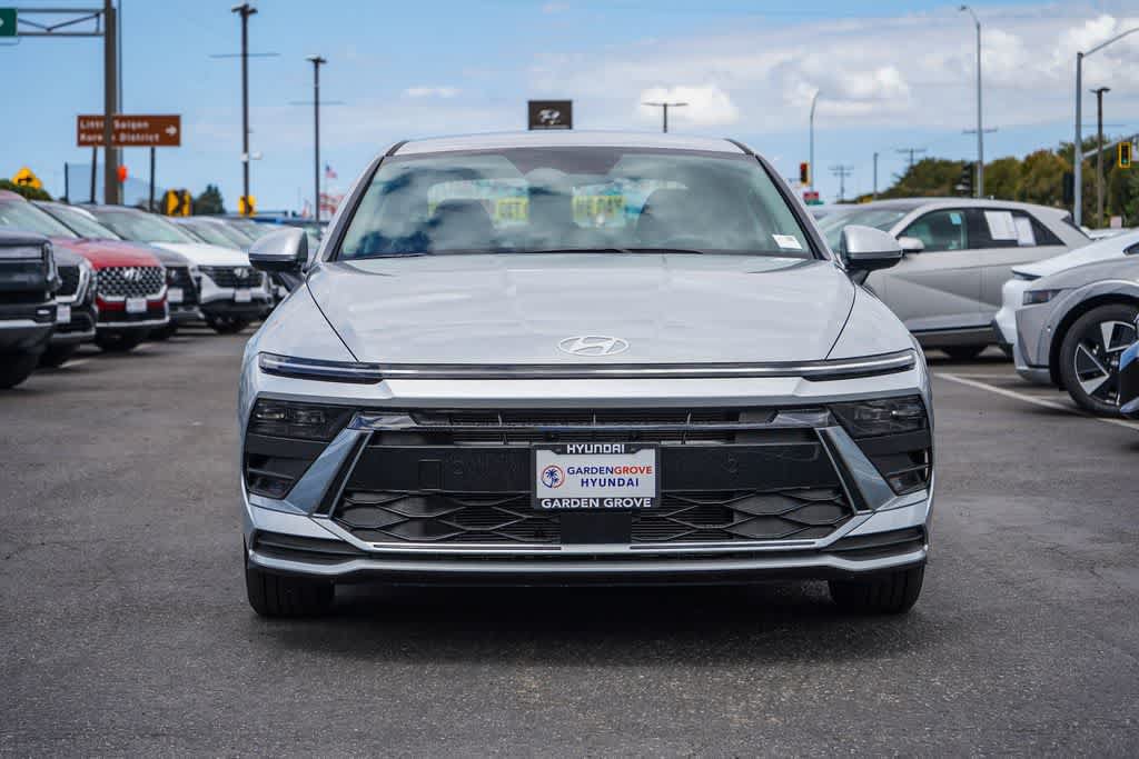 New 2026 Hyundai Sonata SE FWD image 2