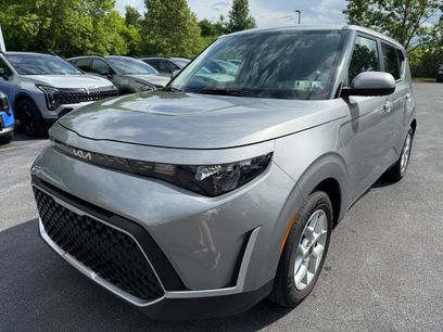 Used 2024 Kia Soul LX w/ Option Group 015