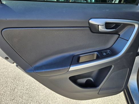 Used 2012 Volvo XC60 3.2 FWD image 13