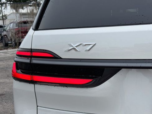 New 2027 BMW X7 xDrive40i w/ Executive Package AWD/4WD image 10