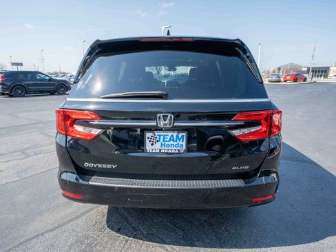Used 2024 Honda Odyssey Elite image 5