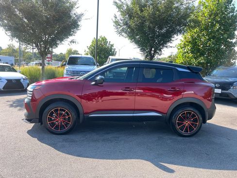 Certified 2025 Nissan Kicks SV FWD image 5