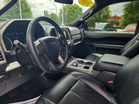 Used 2020 Ford Expedition XLT w/ Equipment Group 201A RWD image 10