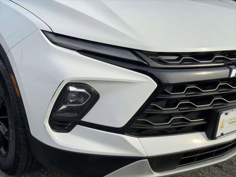 Used 2023 Chevrolet Blazer LT w/ Convenience Package image 8