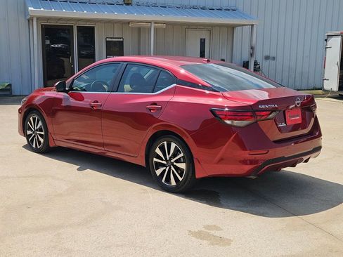 Used 2025 Nissan Sentra SV w/ SV Premium Package FWD image 6