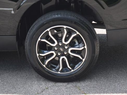 Used 2024 Ford Maverick Lariat FWD image 29