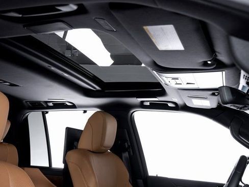 Used 2025 Lexus LX 600 4WD w/ Accessory Package (2T) image 61