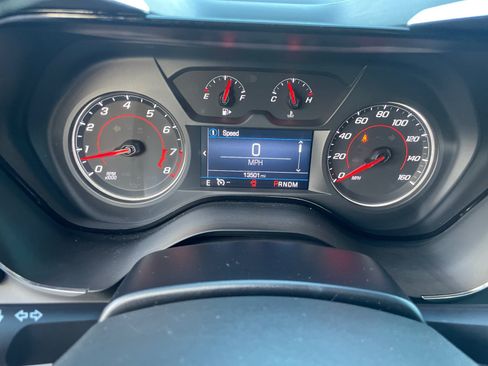 Used 2024 Chevrolet Camaro LT w/ RS Package RWD image 10