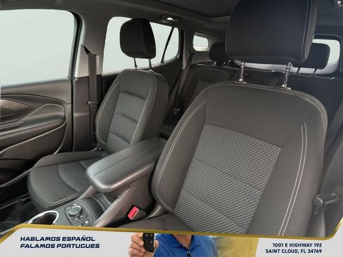 Used 2023 GMC Terrain SLE w/ Driver Convenience Package FWD image 26