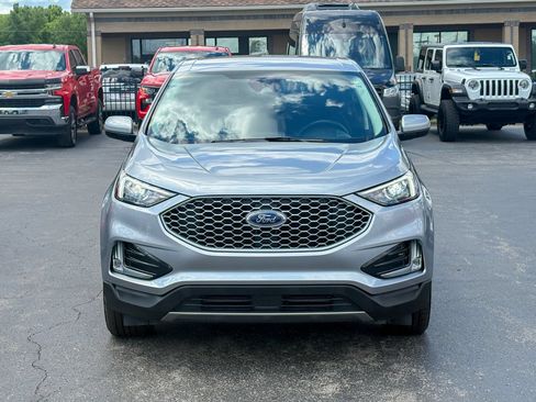 Used 2023 Ford Edge SEL w/ Convenience Package AWD/4WD image 4
