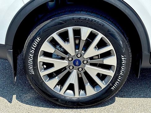 Used 2022 Ford Escape Titanium w/ Class II Trailer Tow Package AWD/4WD image 29