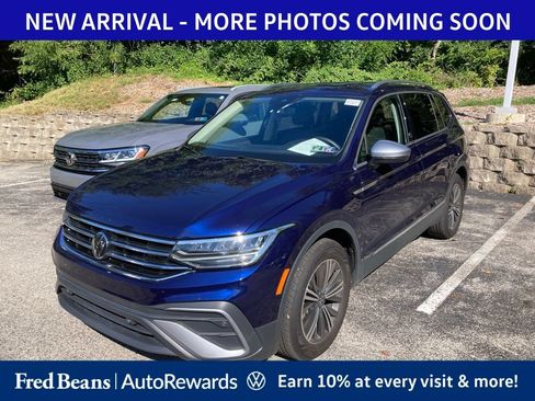 Used 2024 Volkswagen Tiguan Wolfsburg Edition FWD image 3