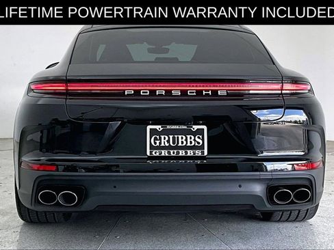 Used 2025 Porsche Panamera 4 w/ Premium Package AWD/4WD image 5