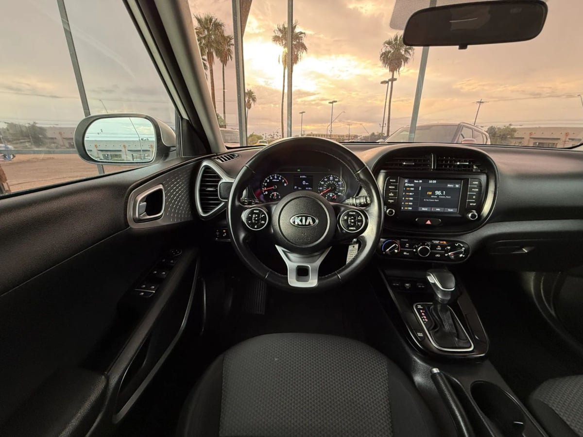 Used 2020 Kia Soul X-Line FWD image 51