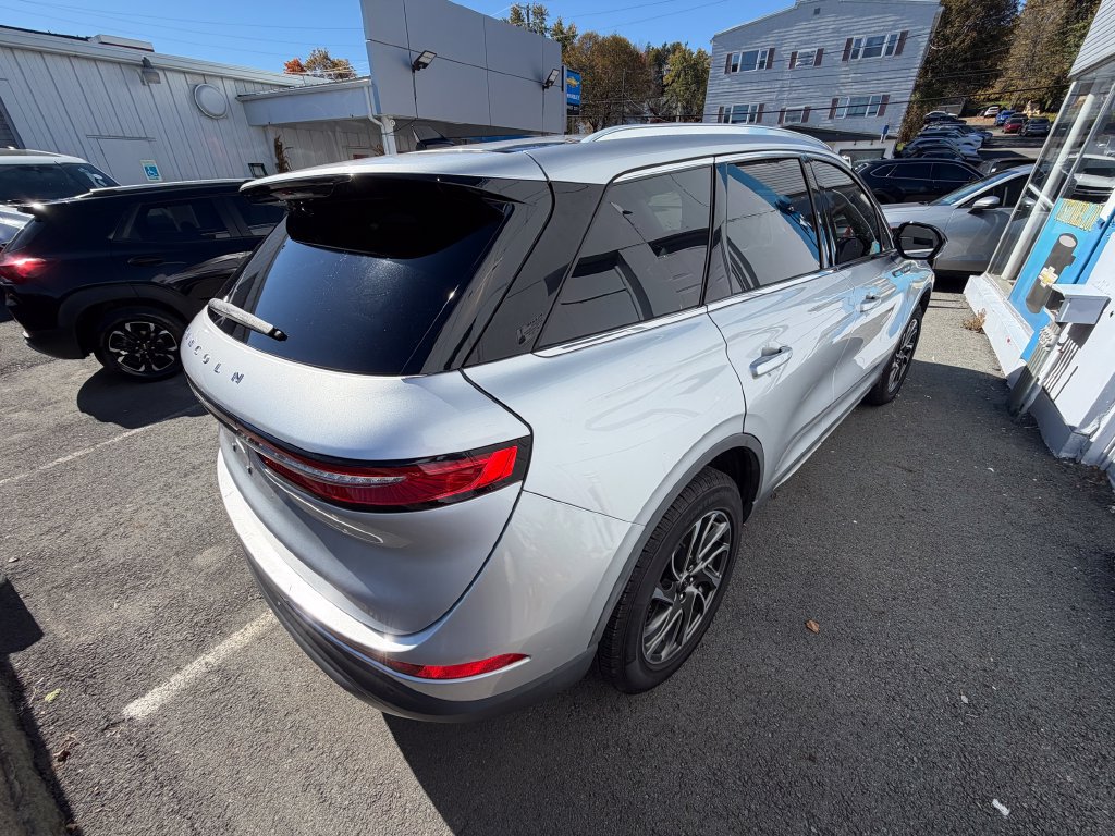 Used 2020 Lincoln Corsair AWD w/ Equipment Group 101A image 5